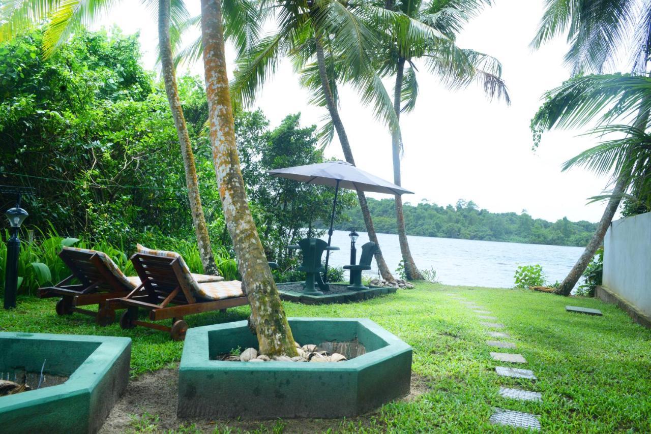Gold Sand Resort Bentota Exteriör bild