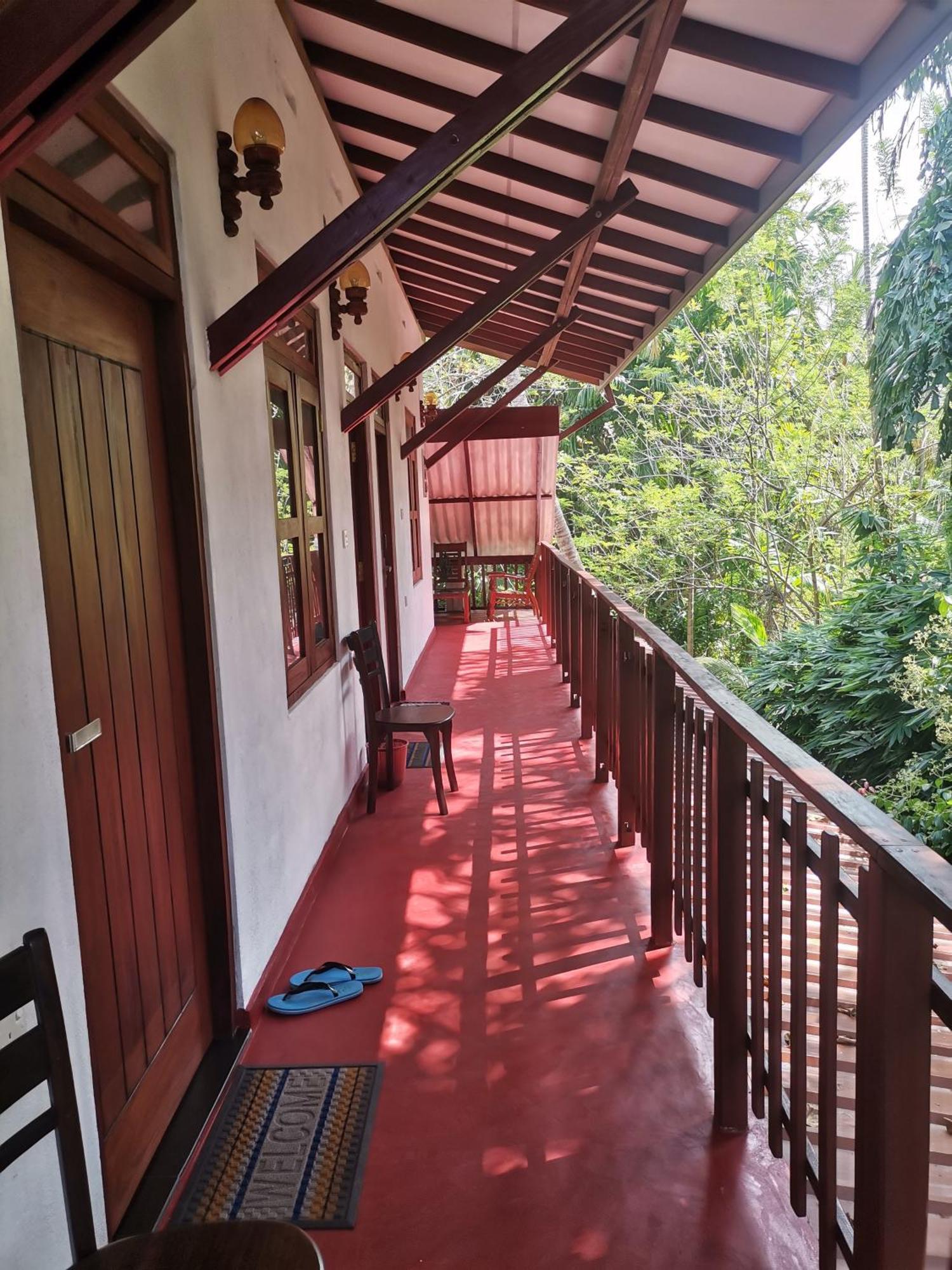 Gold Sand Resort Bentota Exteriör bild