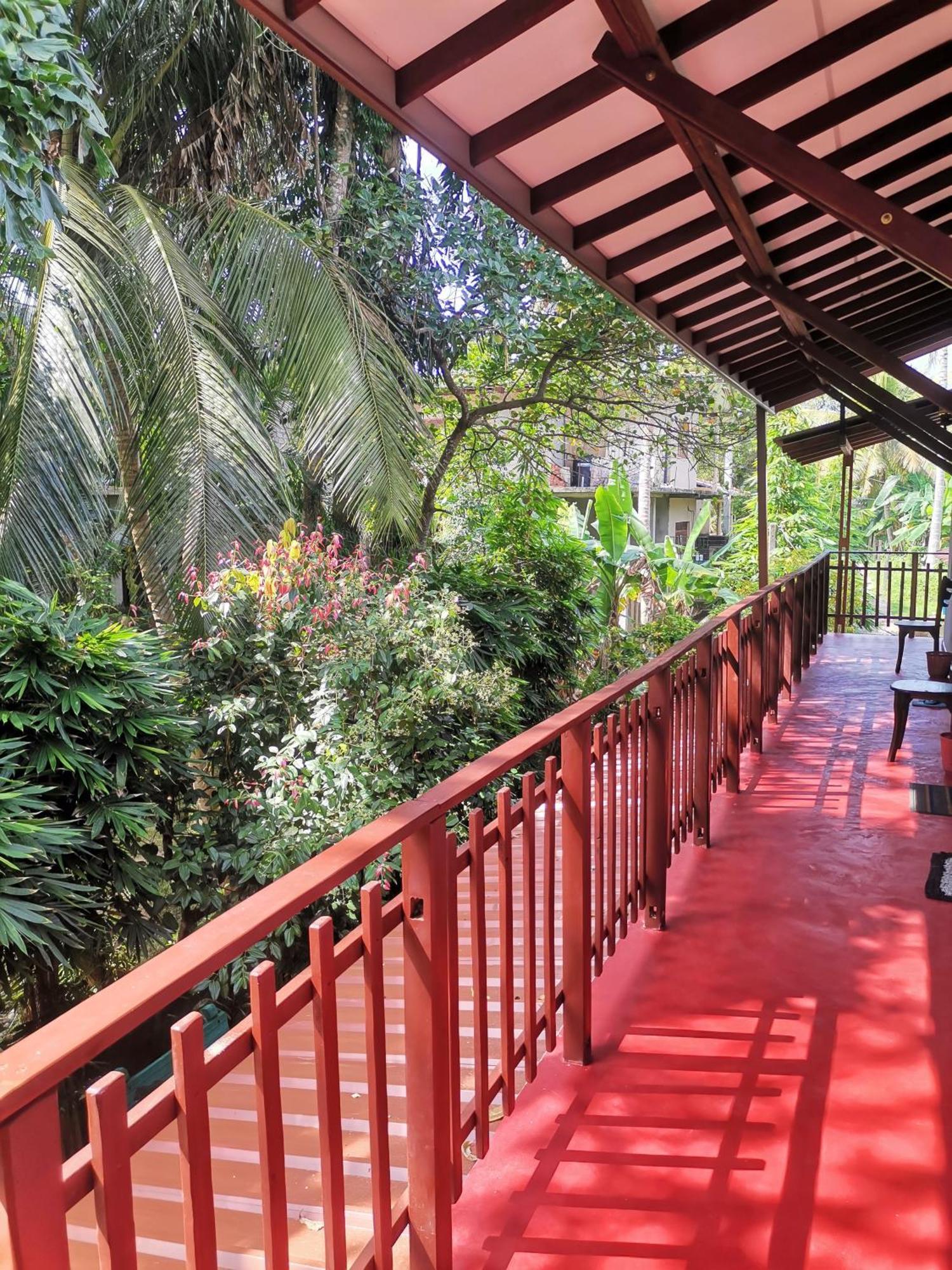 Gold Sand Resort Bentota Exteriör bild
