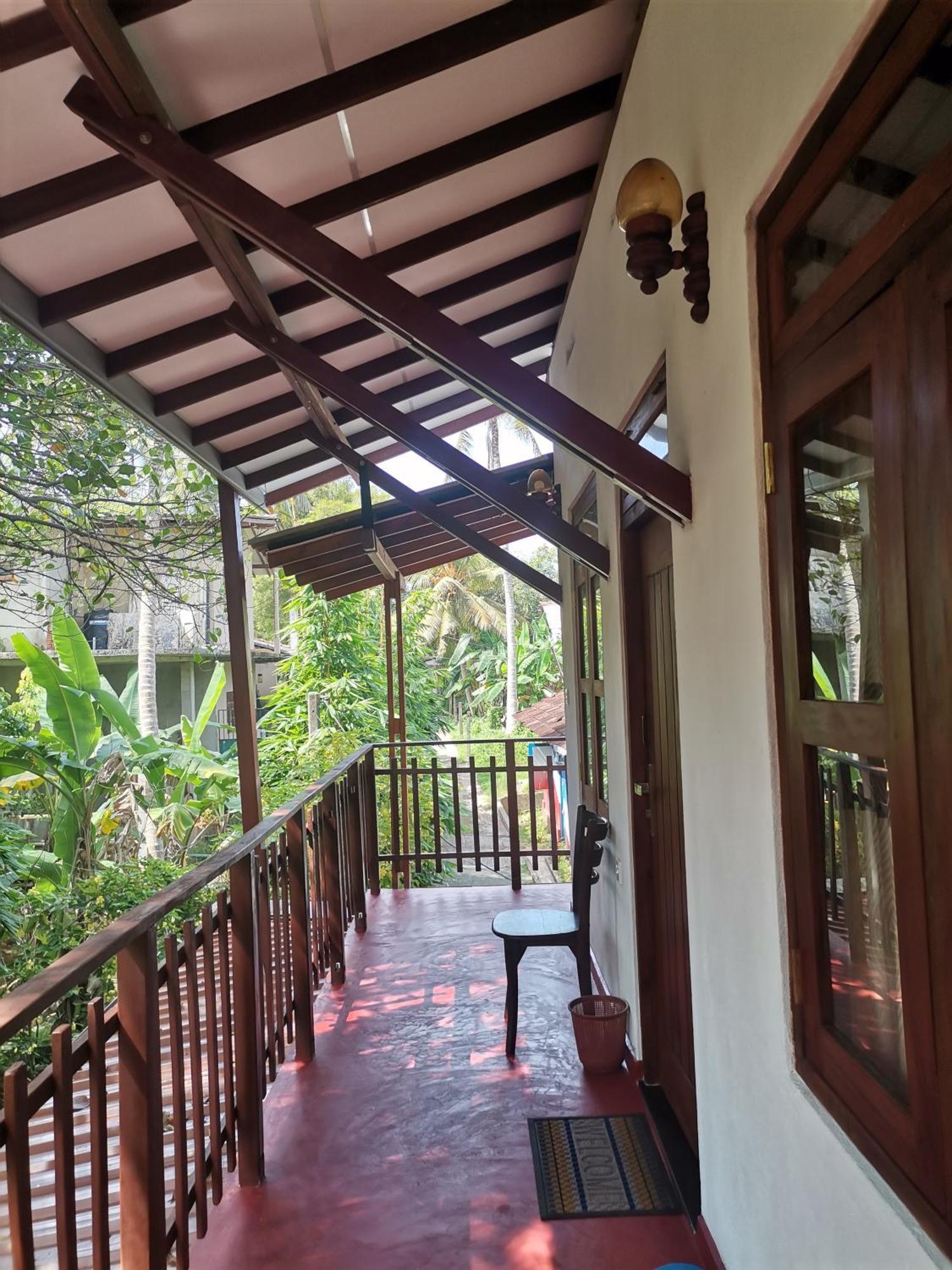 Gold Sand Resort Bentota Exteriör bild