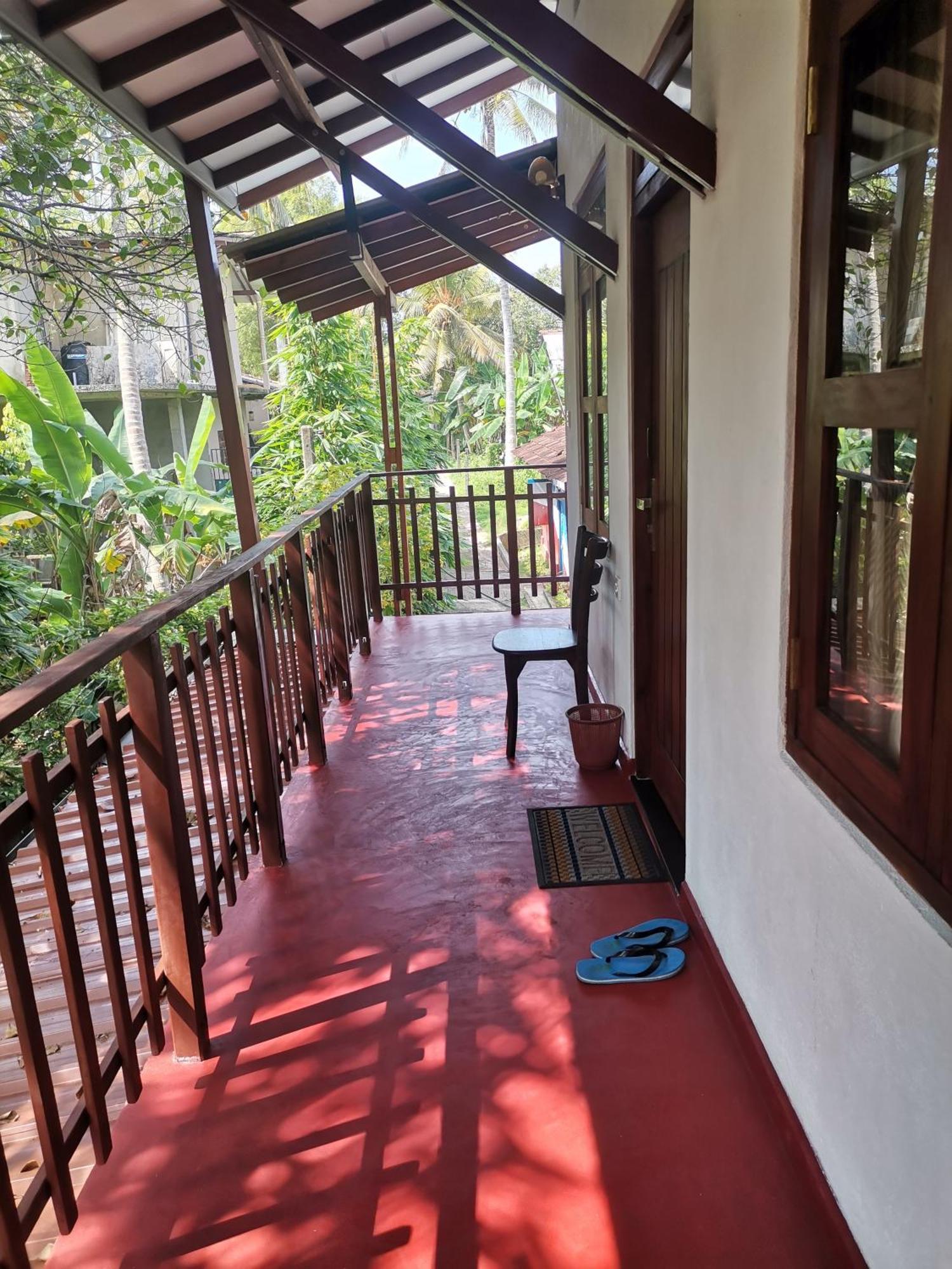 Gold Sand Resort Bentota Exteriör bild